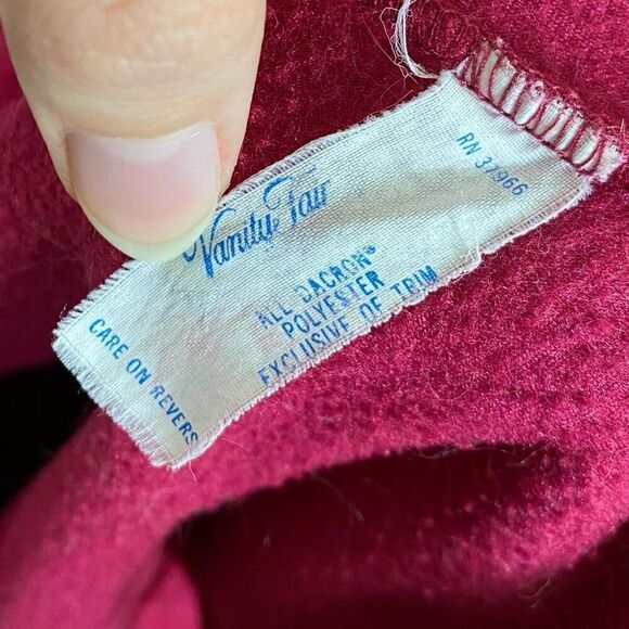 Vintage Vanity Fair Red Violet Embroidered Maxi Housecoat Robe w/Pockets Size M - Picture 7 of 8